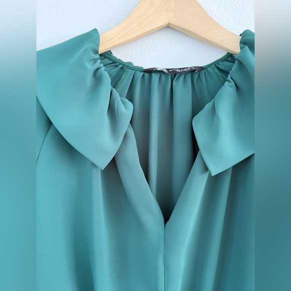 Zara Emerald Green Blouse with Statement Collar - Picture 5 of 5